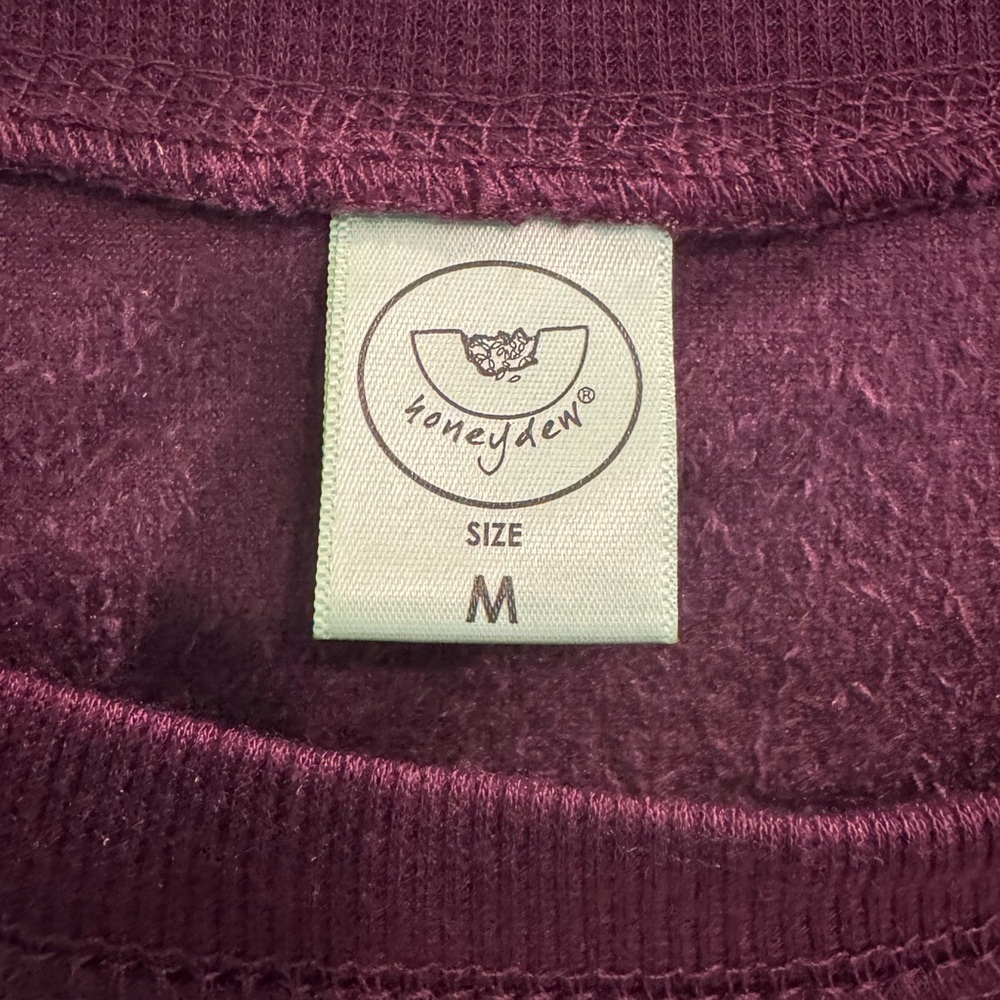 Honeydew Women’s Medium 2pc Magenta Velour Lounge Set - Picture 6 of 7